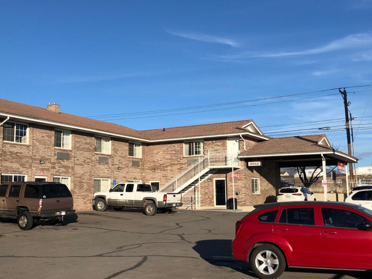Ameri-Stay Inn & Suites Clearfield Extérieur photo